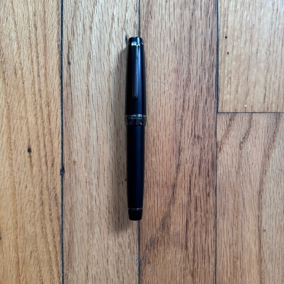 Sailor Professional Gear Imperial Black - Fine - Picture 1 of 3
